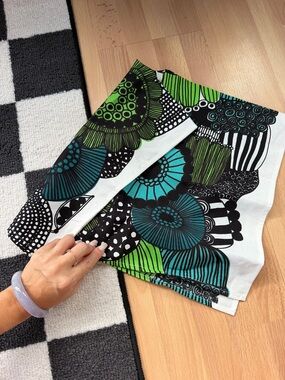 marimekko dish towel(?)